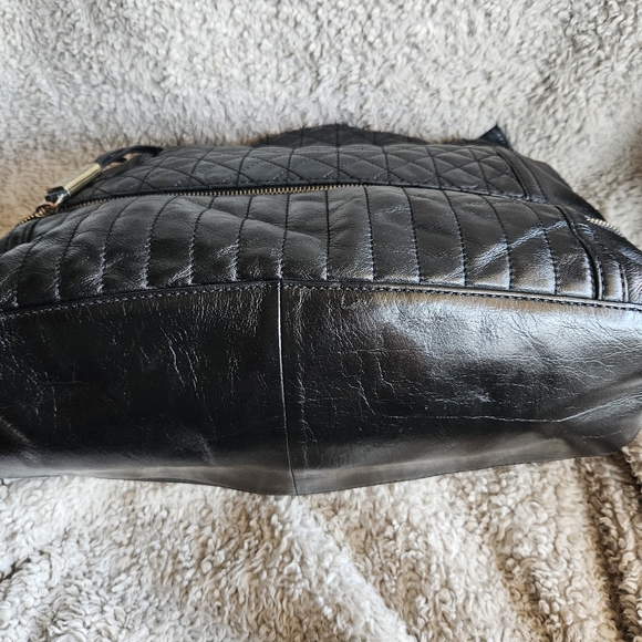 EUC B. Makowsky quilted black leather purse chain strap zip enclosure hobo bag - Picture 14 of 16